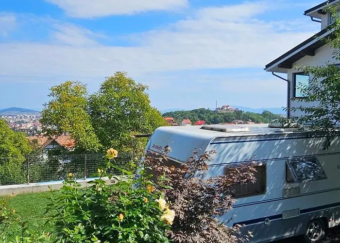 Campervan Romantic Getaway In Old Town * Μπρασόβ