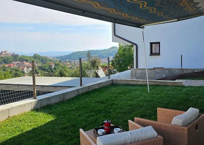 Campervan Romantic Getaway In Old Town