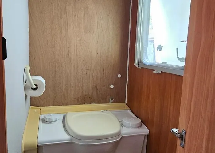 Campervan Romantic Getaway In Old Town Μπρασόβ