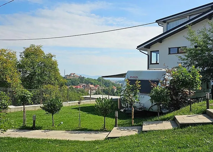 Campervan Romantic Getaway In Old Town * Μπρασόβ